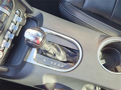 Used 2022 Ford Mustang Premium image 15