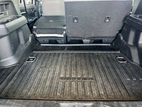 Certified 2025 Toyota 4Runner SR5 AWD/4WD image 12