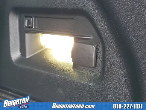 Used 2023 Ford Explorer ST-Line w/ Class IV Trailer Tow Package image 8