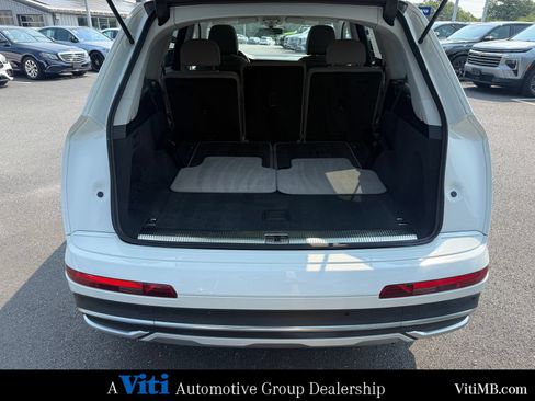 Used 2021 Audi Q7 3.0T Premium Plus AWD/4WD image 24