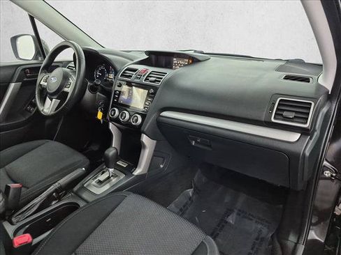 Used 2017 Subaru Forester 2.5i Premium AWD/4WD image 26