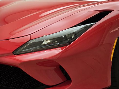 Used 2020 Ferrari F8 Tributo image 5