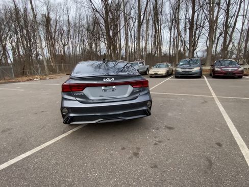 Used 2023 Kia Forte GT-Line image 12