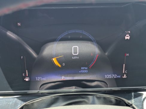 Used 2025 Chevrolet Trax RS w/ Driver Confidence Package FWD image 21