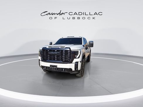 Used 2024 GMC Sierra 2500 Denali Ultimate AWD/4WD image 4