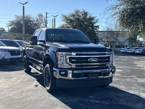 Used 2022 Ford F250 Lariat w/ Lariat Value Package image 3