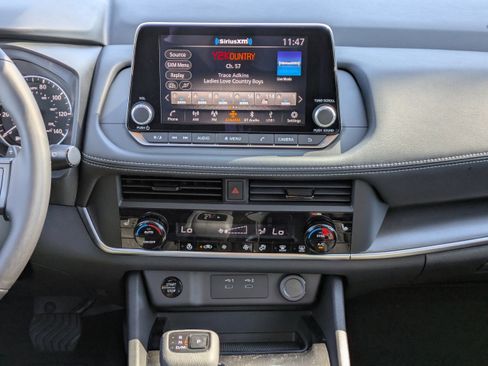 New 2026 Nissan Rogue SV w/ Cold Weather Package FWD image 20