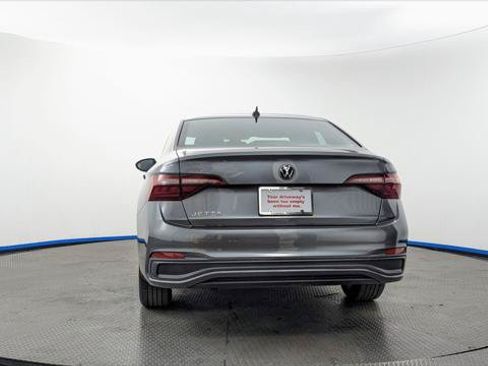 Used 2024 Volkswagen Jetta Sport FWD image 7