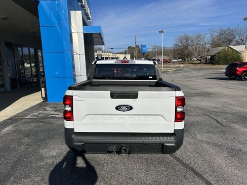 Used 2025 Ford Maverick Lariat w/ 4K Tow Package image 4