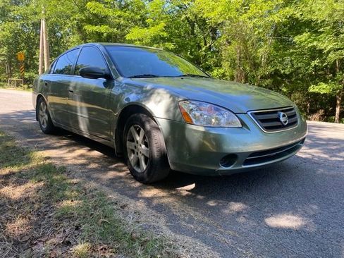 Used 2003 Nissan Altima 2.5 SL FWD image 8