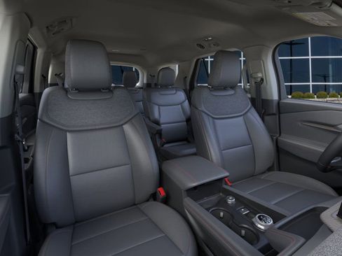 New 2026 Ford Explorer Active w/ Active Comfort Package image 10