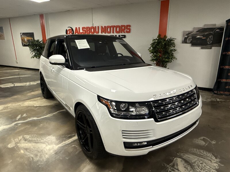 Used 2017 Land Rover Range Rover HSE AWD/4WD image 1