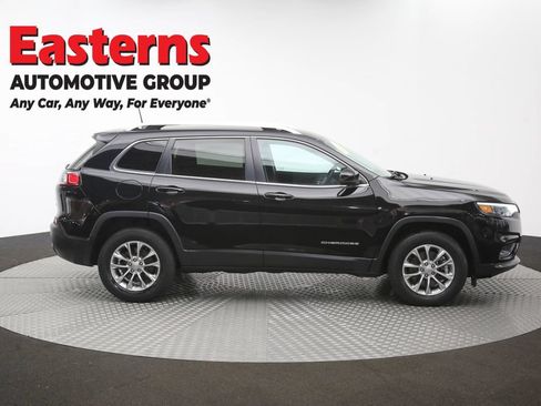 Used 2021 Jeep Cherokee Latitude Plus AWD/4WD image 45