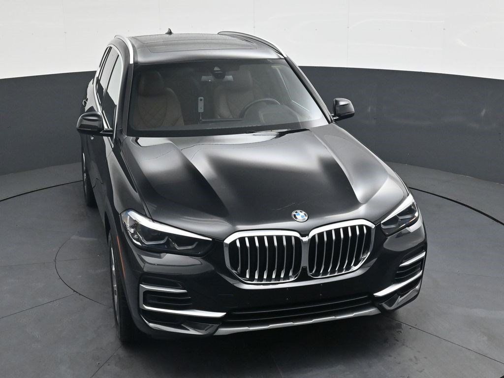 Used 2023 BMW X5 xDrive40i AWD/4WD image 32