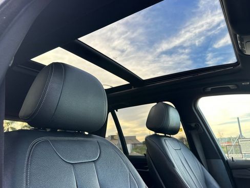 Used 2017 BMW X5 xDrive35d image 17