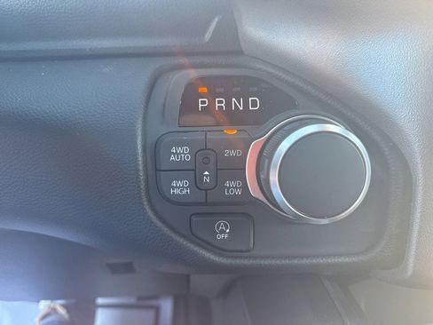 New 2026 RAM 1500 Big Horn AWD/4WD image 18