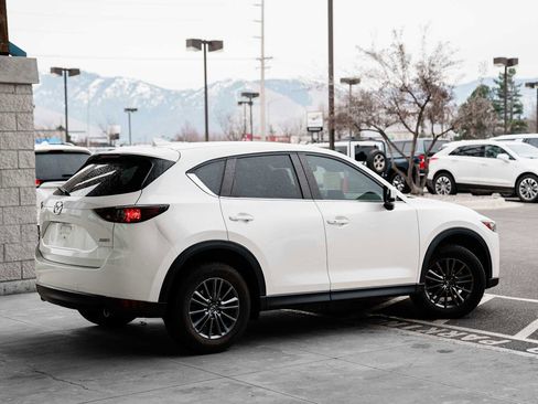 Used 2019 MAZDA CX-5 Touring image 5