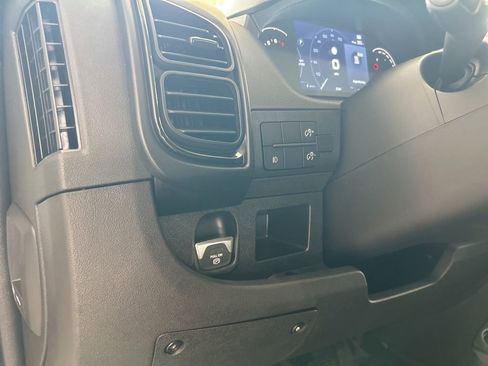 New 2026 RAM ProMaster 2500 w/ Premium Convenience Group image 36