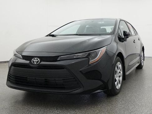 New 2026 Toyota Corolla LE FWD image 32