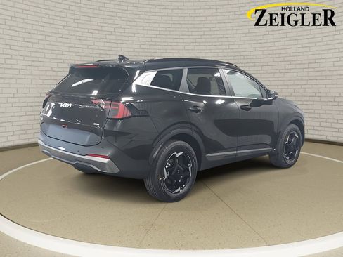 New 2026 Kia Sportage EX w/ EX Panoramic Sunroof Package image 5