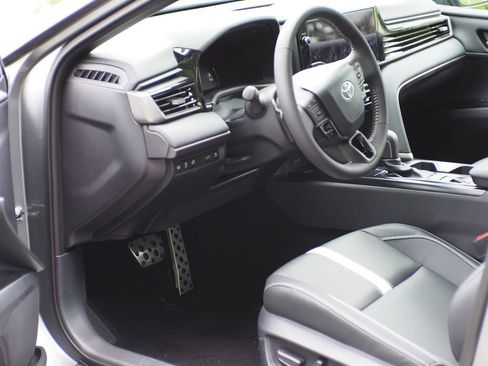Used 2026 Toyota Camry SE w/ Multimedia Upgrade Package FWD image 26