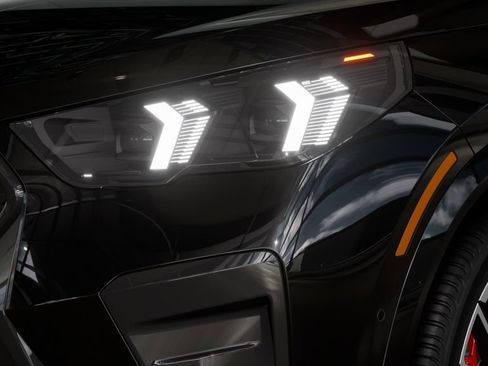 New 2026 BMW X2 xDrive28i w/ M Sport Package image 34