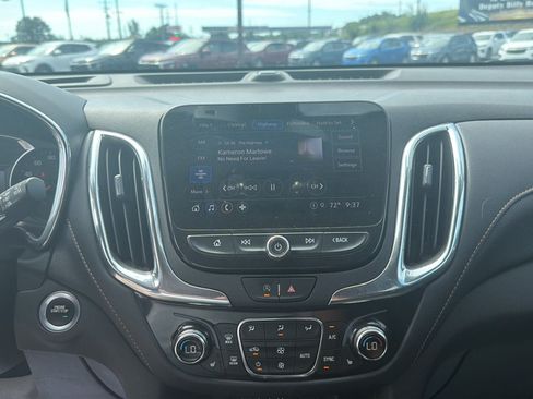 Used 2023 Chevrolet Equinox Premier w/ LPO, Floor Liner Package AWD/4WD image 11