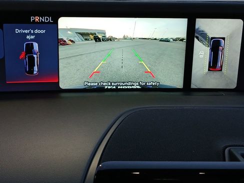 Used 2024 Lincoln Nautilus Premier w/ Jet Appearance Package image 15