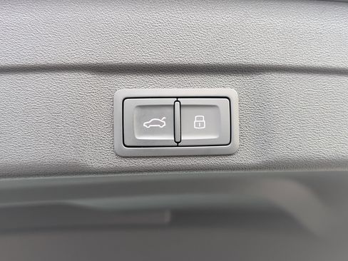 Used 2025 Audi A5 2.0T Premium w/ Convenience Package image 20