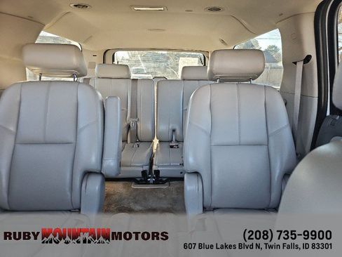 Used 2007 Chevrolet Suburban LT w/ LT Preferred Equipment Group image 16