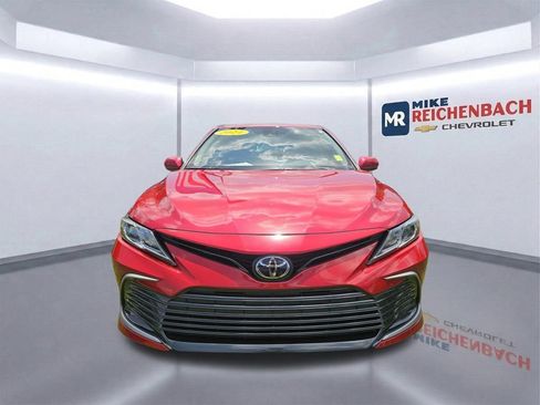 Used 2024 Toyota Camry LE FWD image 9