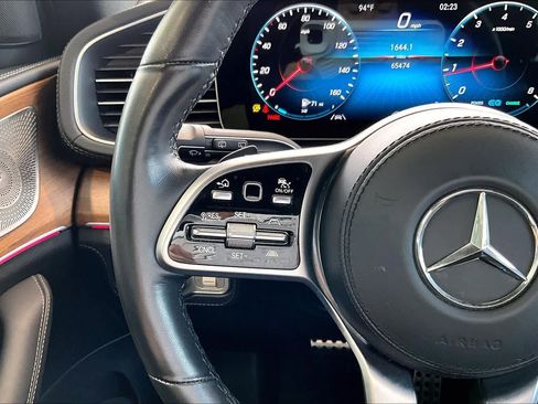Used 2022 Mercedes-Benz GLS 450 4MATIC image 16