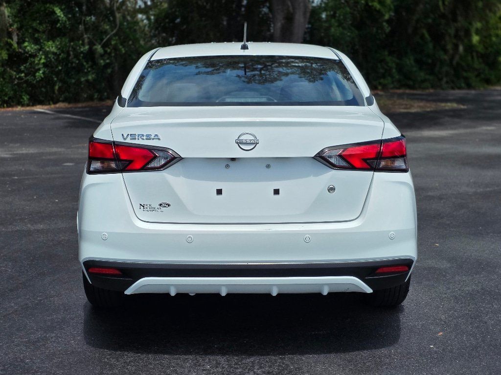 Used 2025 Nissan Versa S FWD image 14