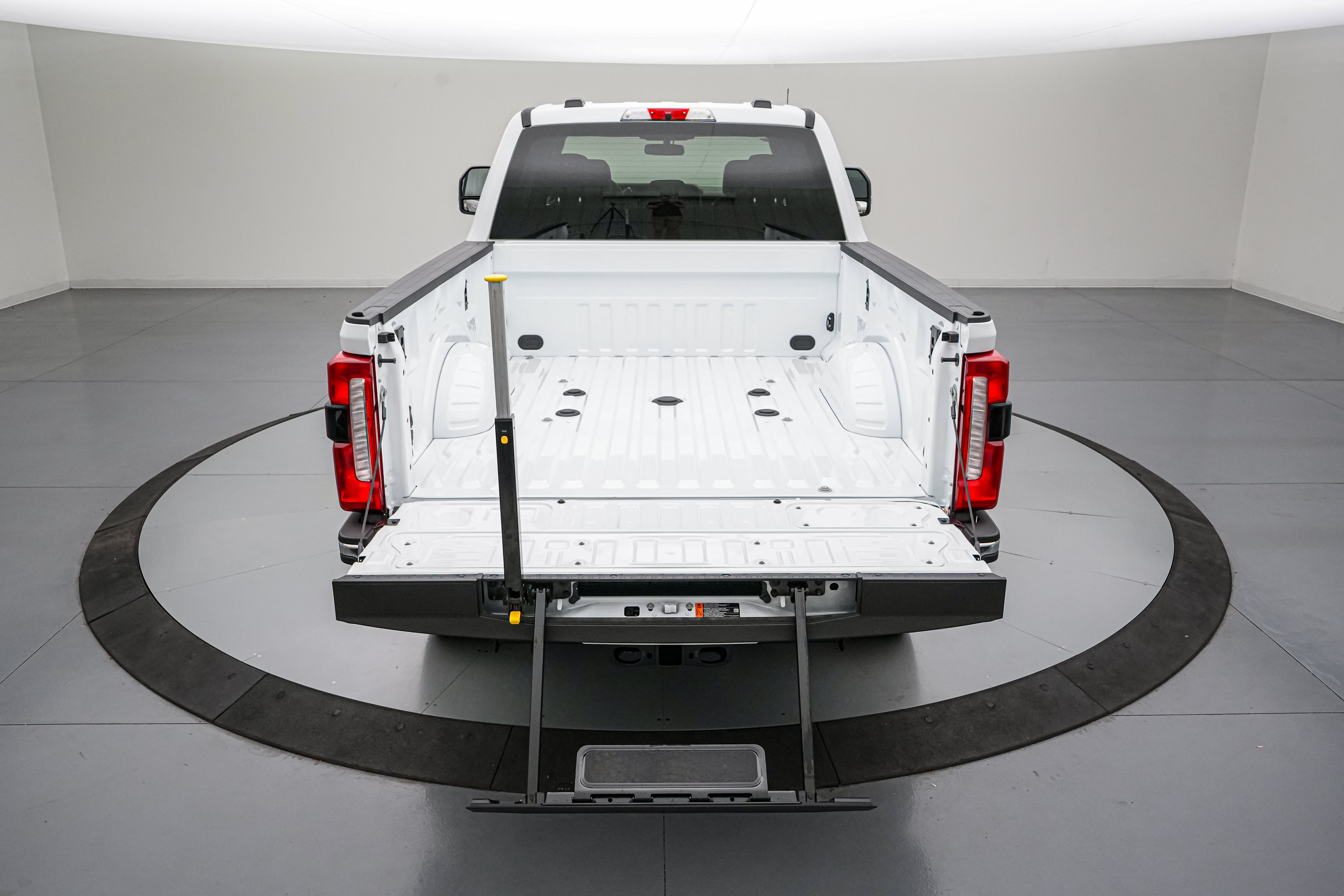 New 2027 Ford F350 Lariat AWD/4WD image 6
