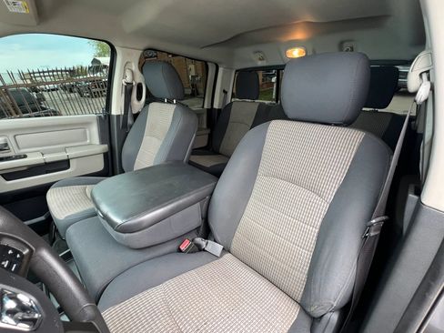 Used 2012 RAM 2500 SLT AWD/4WD image 18