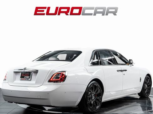 Used 2024 Rolls-Royce Ghost *STARLIGHT HEADLINER* image 6