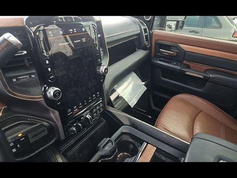 Used 2023 RAM 3500 Limited image 8