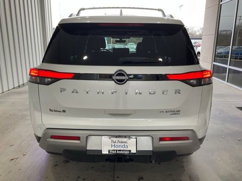 Used 2025 Nissan Pathfinder Platinum w/ Cargo Package image 24