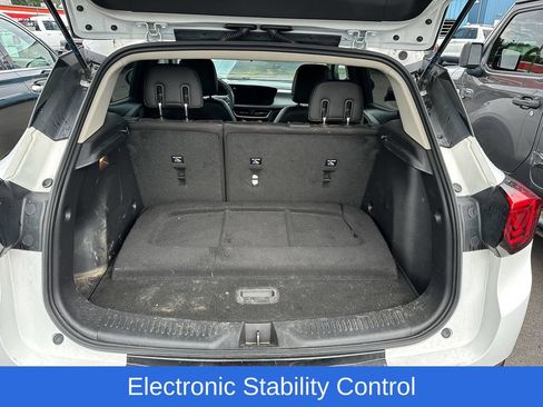 Used 2024 Buick Encore GX Sport Touring AWD/4WD image 6