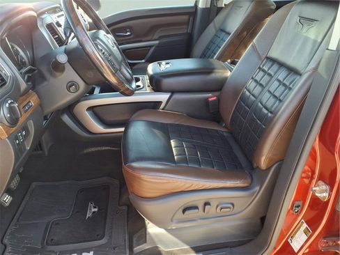 Used 2019 Nissan Titan Platinum Reserve image 14
