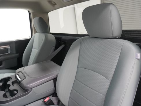 Used 2019 RAM 1500 Tradesman w/ Popular Equipment Group RWD image 10