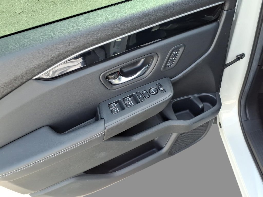 Used 2025 Honda Pilot Touring image 20