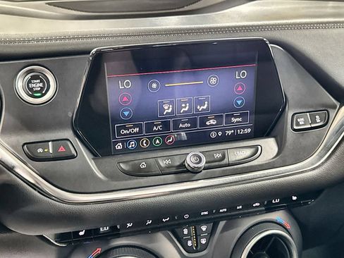 Used 2022 Chevrolet Blazer LT w/ Sound & Technology Package FWD image 19