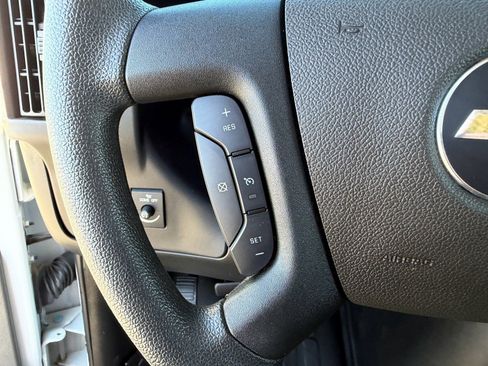 Used 2023 Chevrolet Express 3500 LS image 32