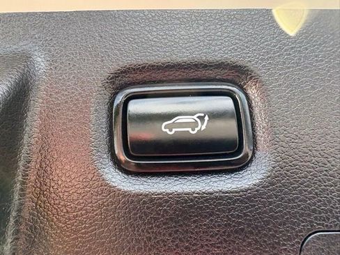 Used 2023 Hyundai Santa Fe SEL image 31