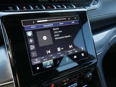 Used 2021 Jeep Grand Cherokee L Altitude image 18