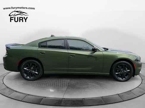 Used 2023 Dodge Charger SXT w/ Blacktop Package AWD/4WD image 2