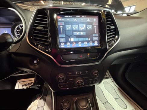 Used 2022 Jeep Cherokee Limited image 20