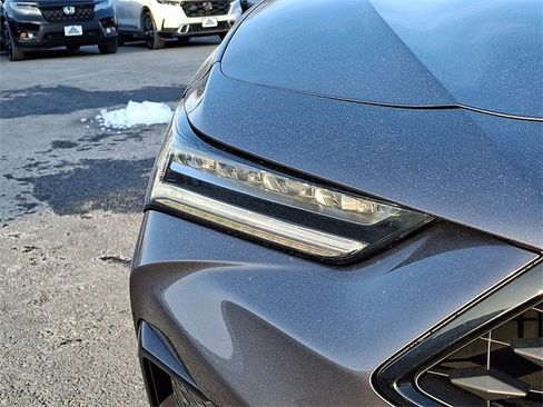 Used 2023 Acura TLX SH-AWD w/ A-SPEC Pkg image 9