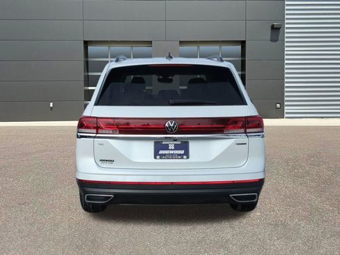New 2026 Volkswagen Atlas SE image 6